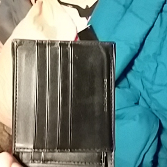 Michael Kors Leather wallet - Picture 3 of 3